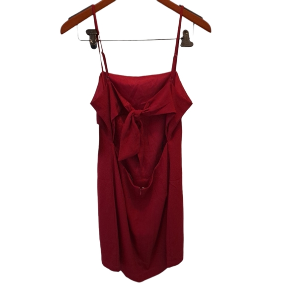 NEW Lulus Red Open Back Bow Spaghetti Strap Dress size L - Picture 3 of 6